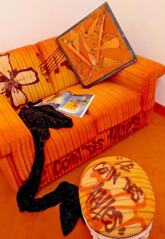 Hotel Le Coin Des Halles Cahors Kamer foto