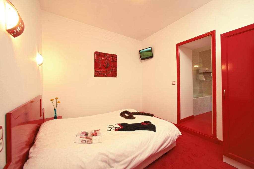 Hotel Le Coin Des Halles Cahors Kamer foto